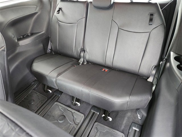 New 2026 Toyota Sienna XLE Woodland Edition image 22