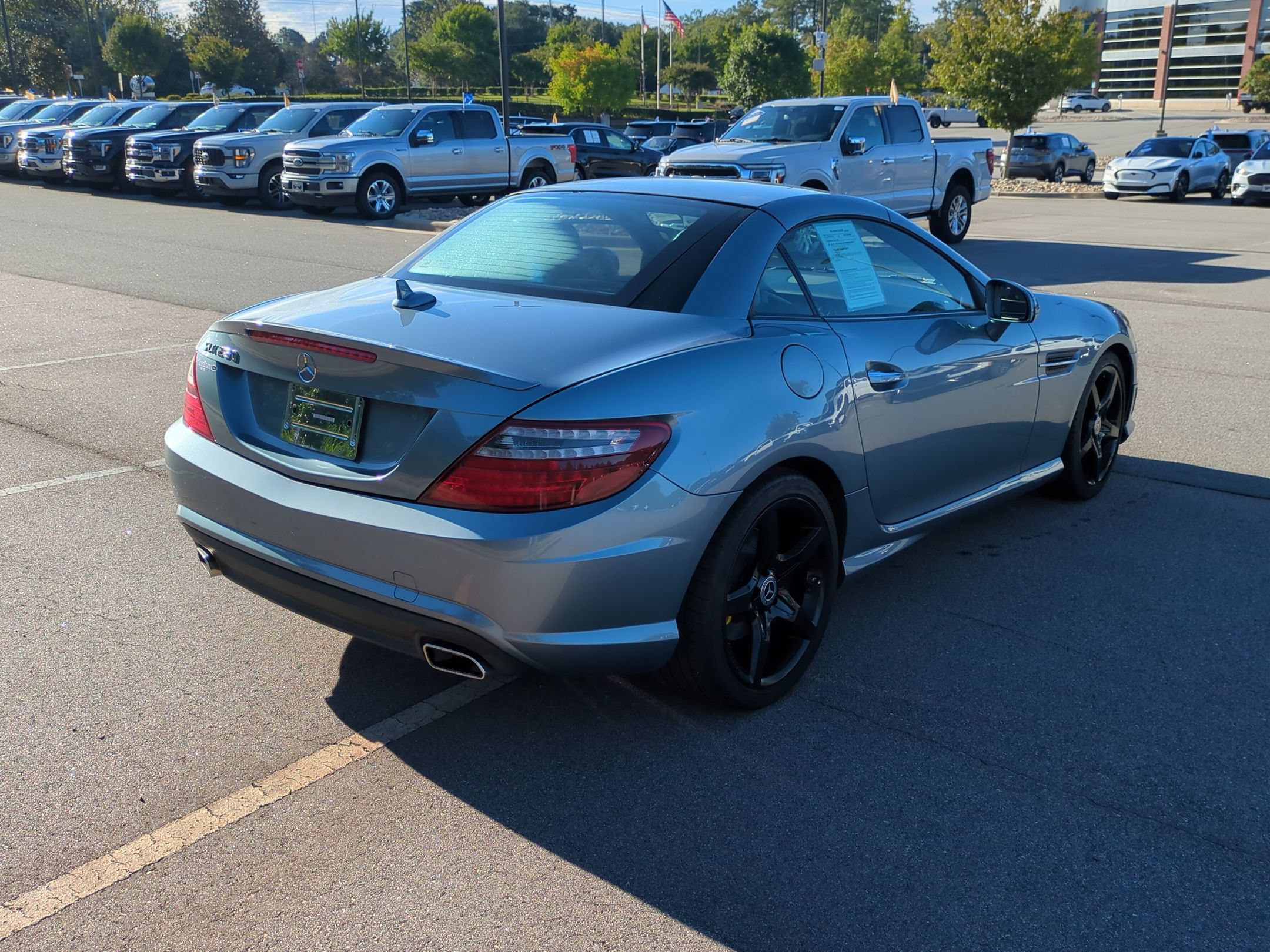Used 2013 Mercedes-Benz SLK 250 image 4