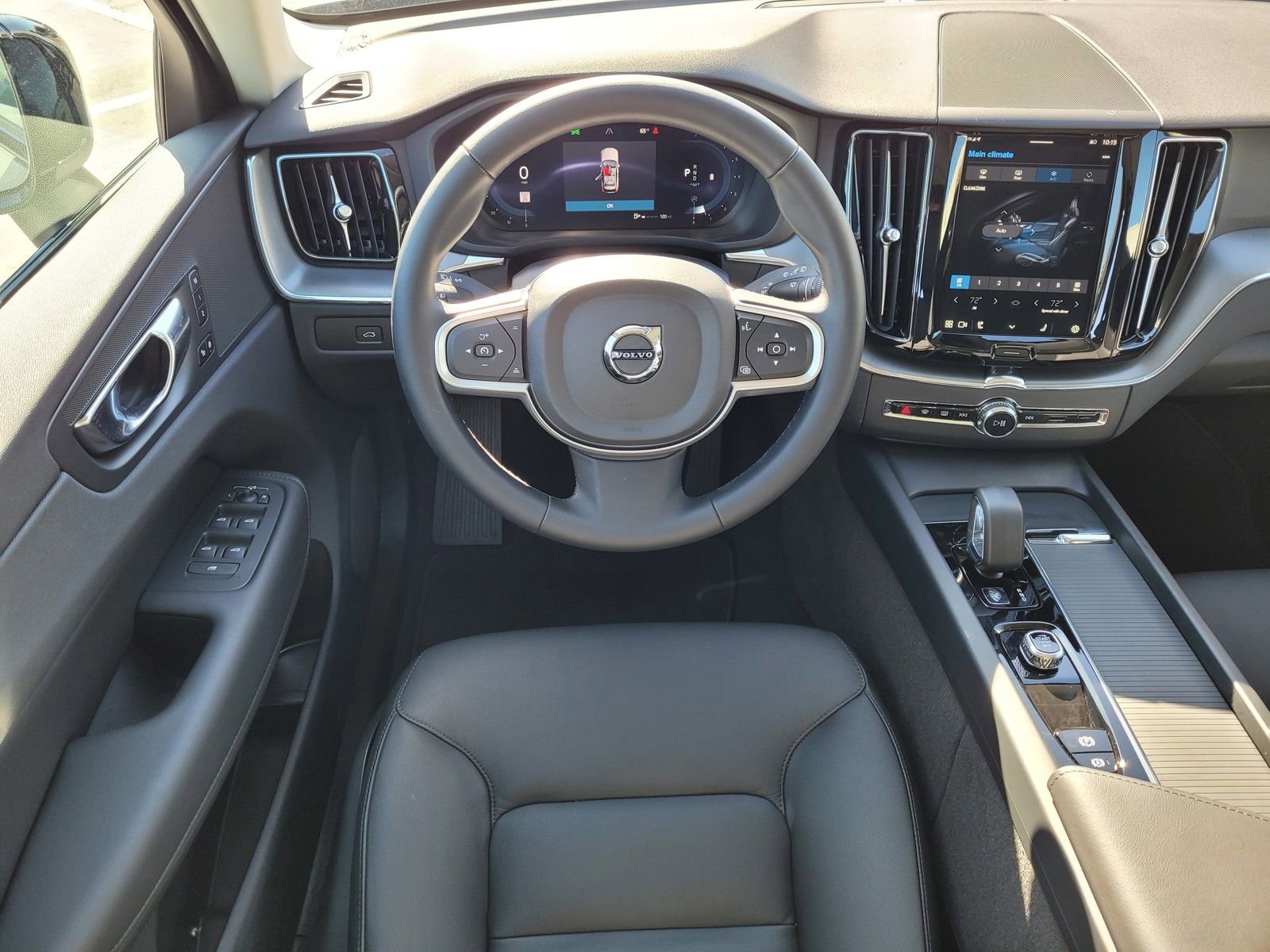 Certified 2025 Volvo XC60 B5 Core w/ Protection Package Premier image 10