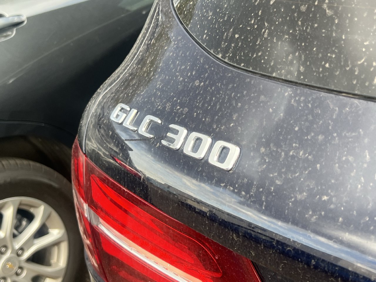 Used 2019 Mercedes-Benz GLC 300 4MATIC image 5