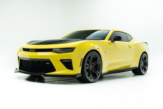 Used 2018 Chevrolet Camaro SS RWD image 8