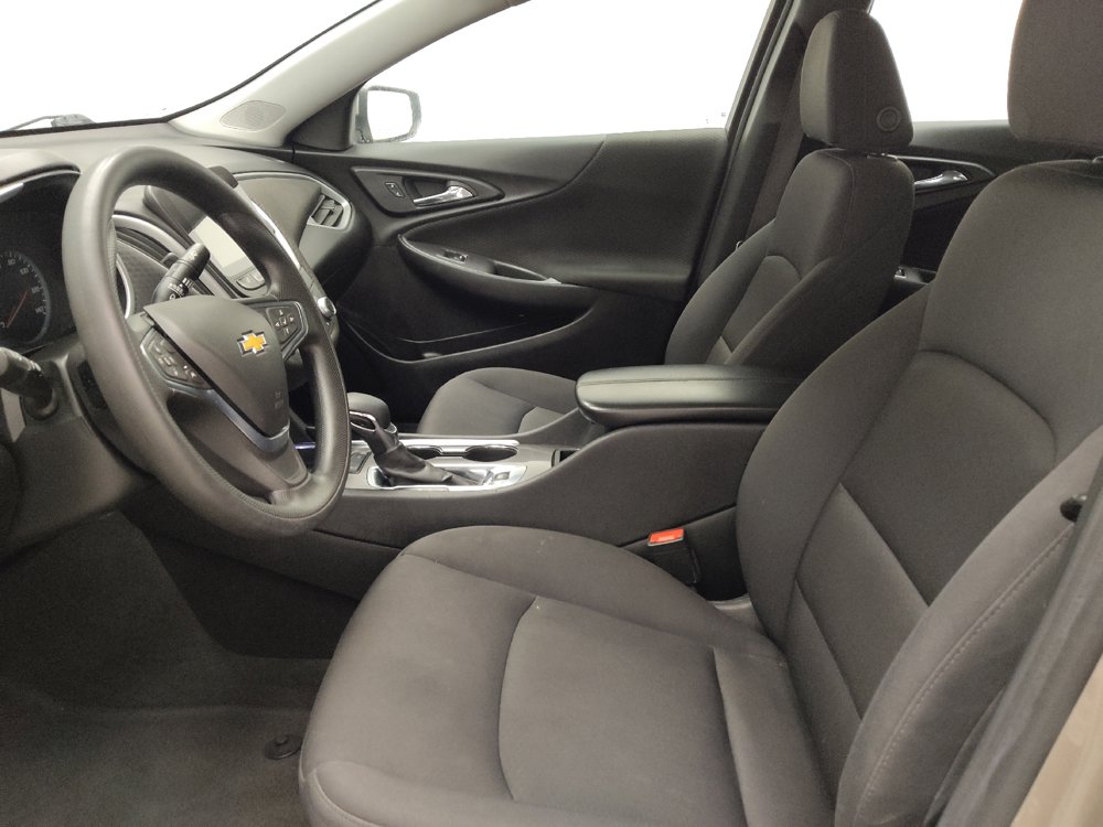 Used 2024 Chevrolet Malibu LT FWD image 17