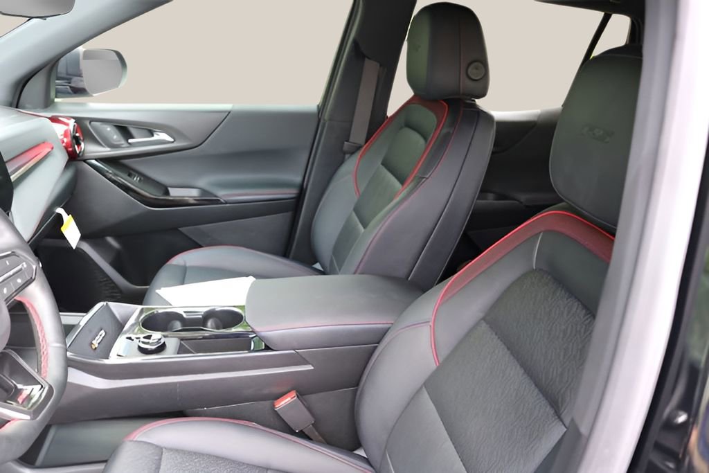 Used 2025 Chevrolet Equinox RS w/ Safety and Technology Package FWD image 12