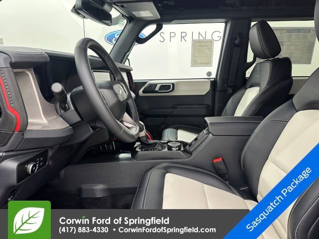 New 2026 Ford Bronco Outer Banks w/ Sasquatch Package image 22