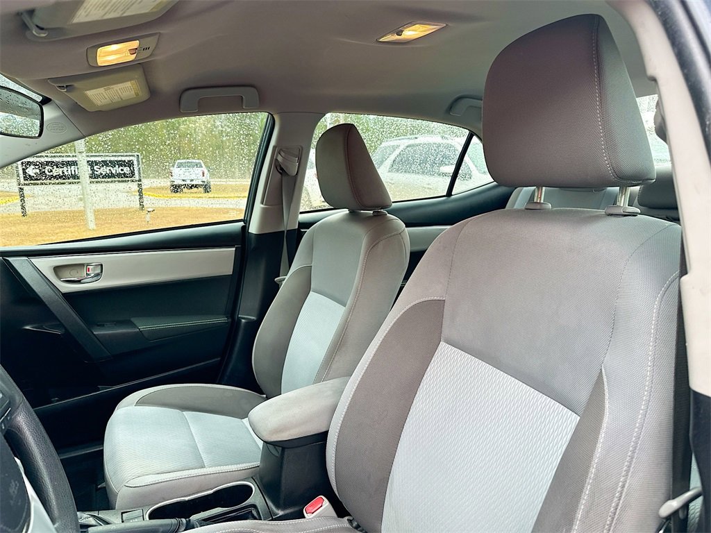 Used 2018 Toyota Corolla L image 8