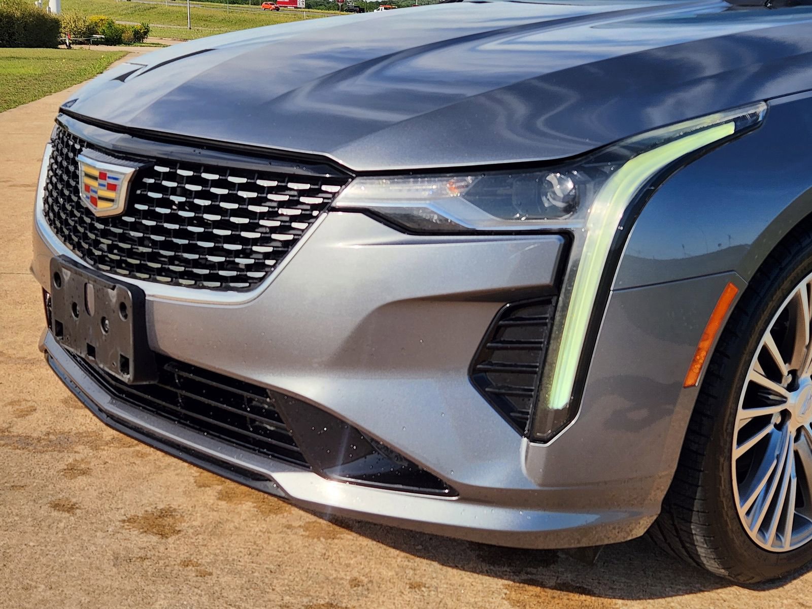 Used 2021 Cadillac CT4 Premium Luxury RWD image 10