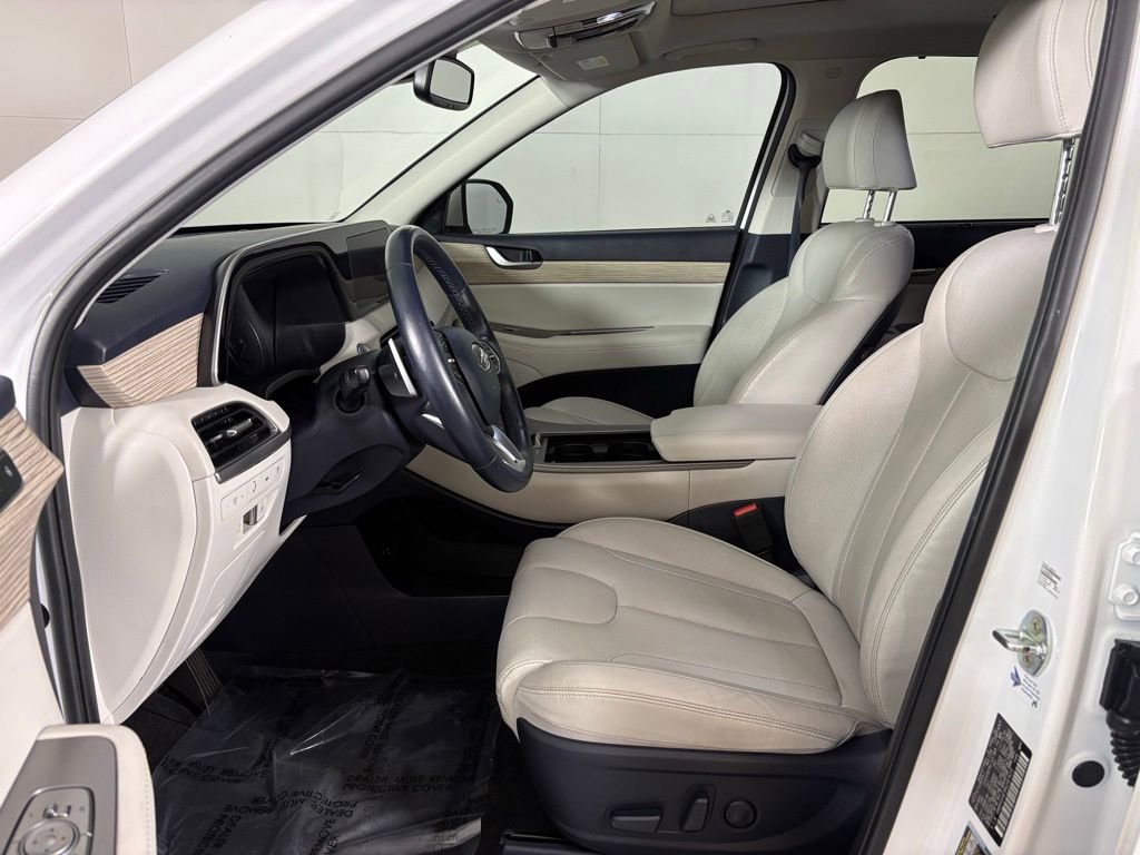 Used 2022 Hyundai Palisade SEL w/ Premium Package image 16