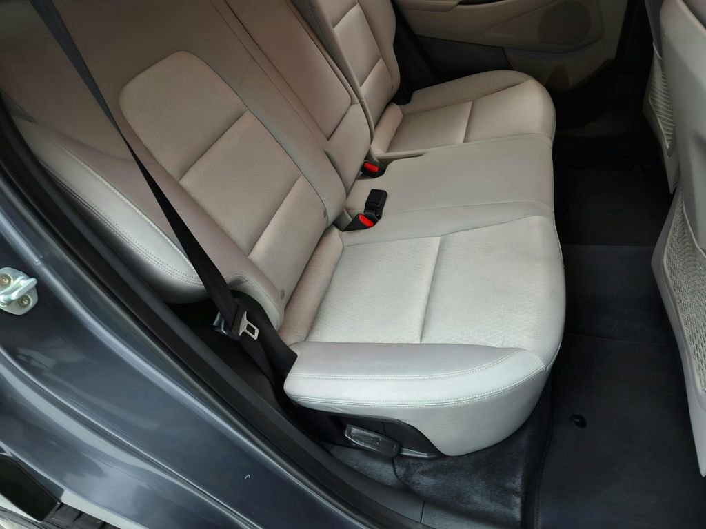 Used 2017 Hyundai Tucson SE FWD image 21