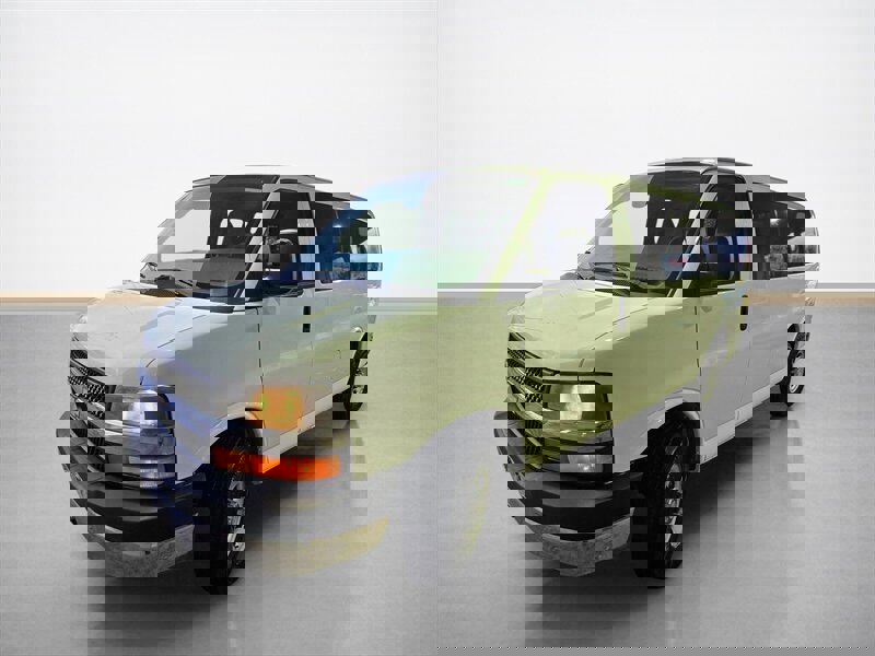 Used 2011 Chevrolet Express 3500 LT w/ LT Preferred Equipment Group image 8