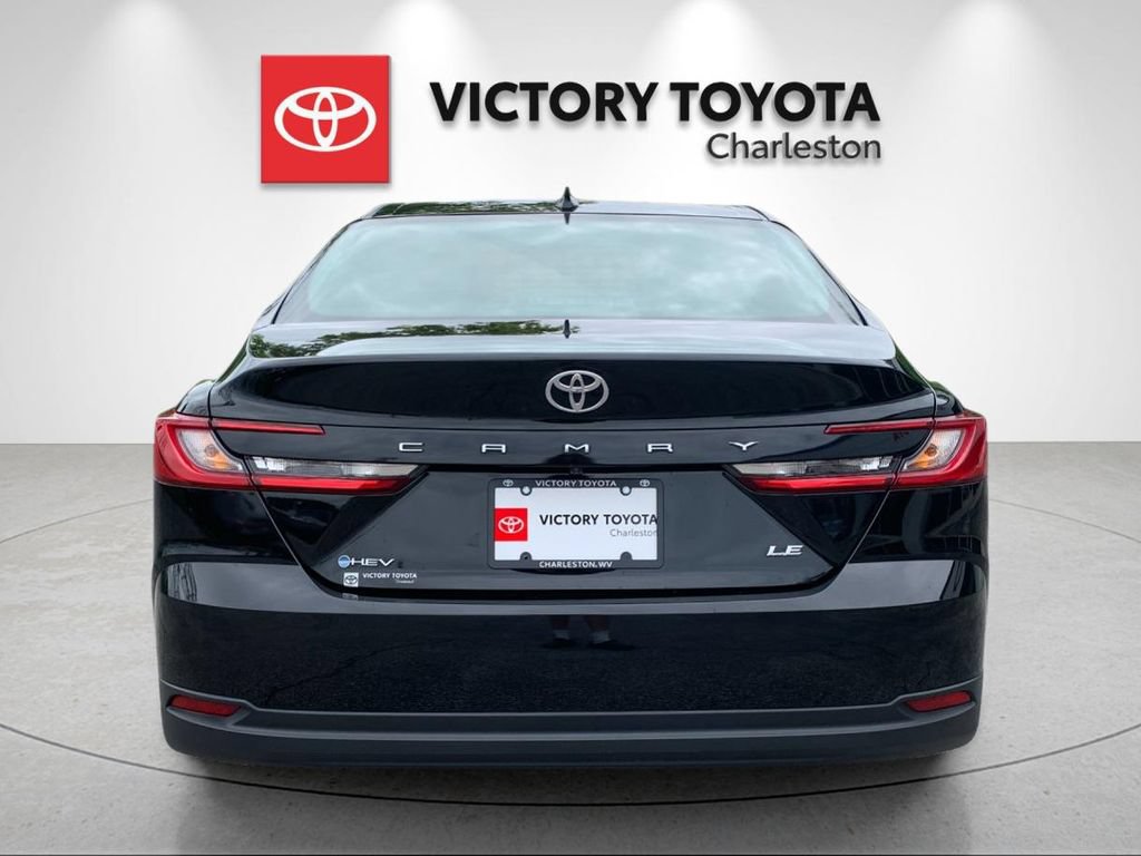 Used 2025 Toyota Camry LE w/ Convenience Package FWD image 4