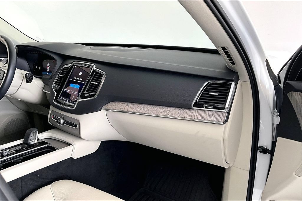 Certified 2024 Volvo XC90 T8 Plus w/ Protection Package Premier AWD/4WD image 20