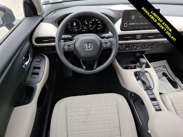 Used 2025 Honda HR-V LX image 12