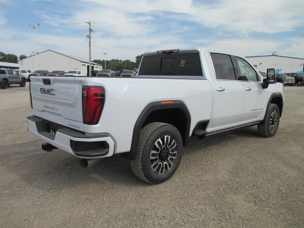 New 2026 GMC Sierra 2500 Denali Ultimate image 4