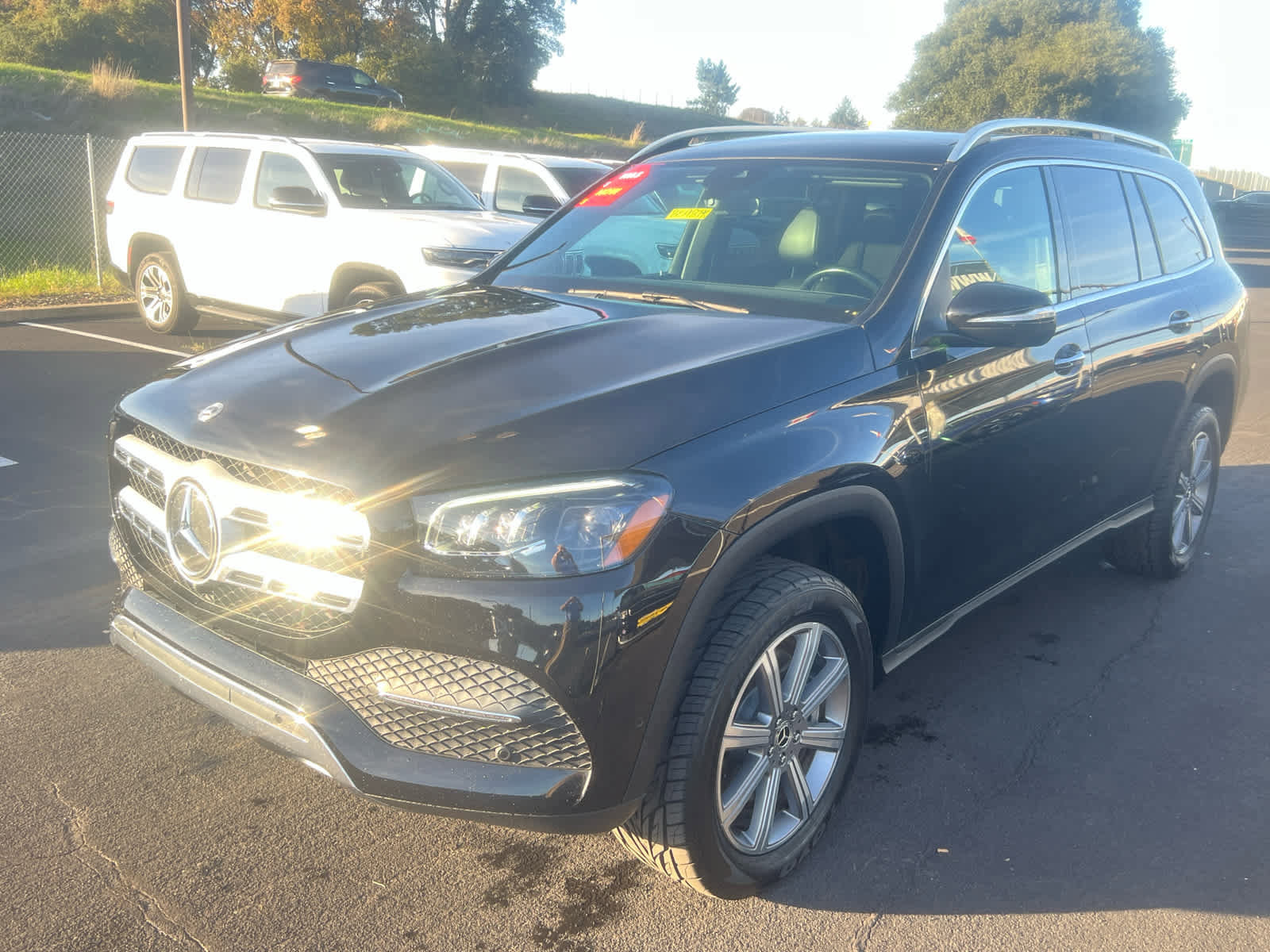 Used 2022 Mercedes-Benz GLS 450 4MATIC image 5