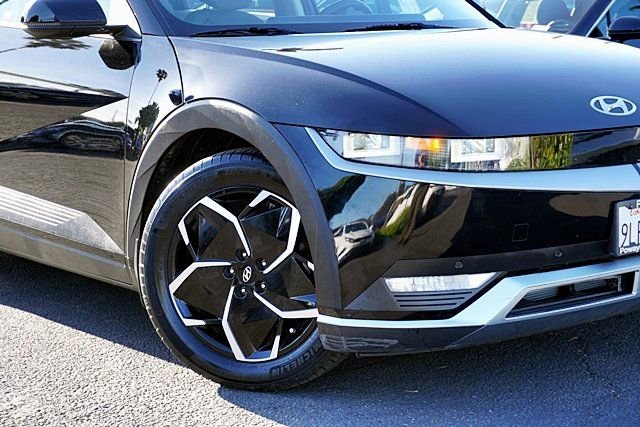 Certified 2024 Hyundai Ioniq 5 SEL RWD image 4