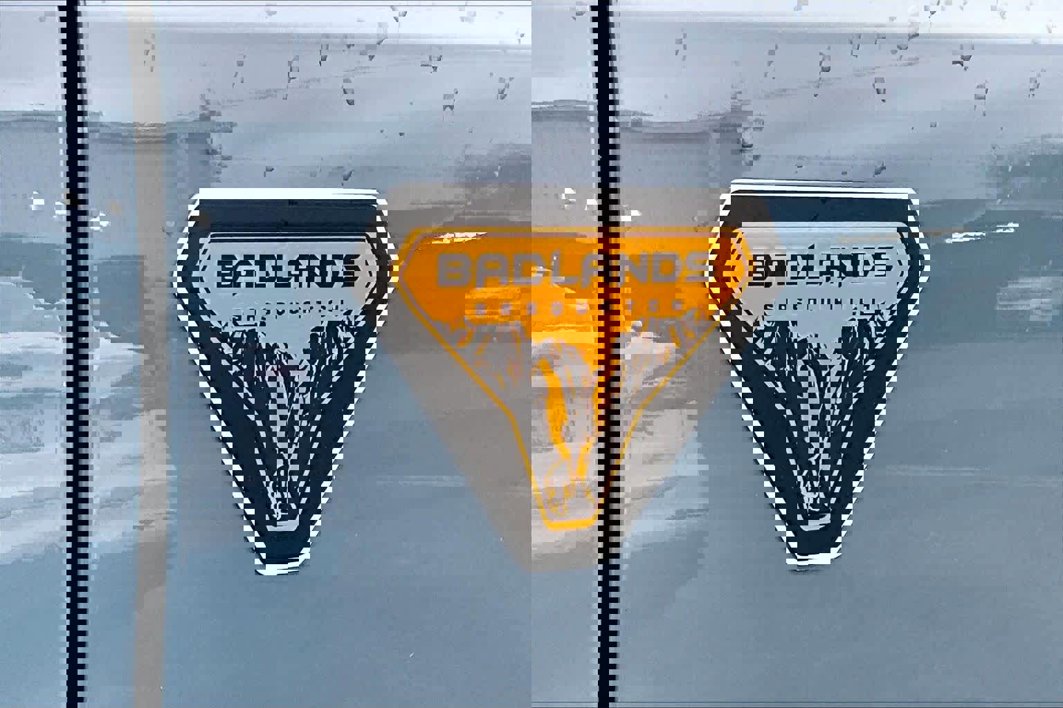 Used 2021 Ford Bronco Badlands image 9