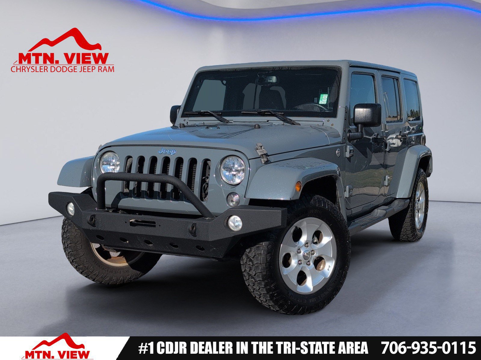 Used 2015 Jeep Wrangler Unlimited Sahara w/ Connectivity Group AWD/4WD image 1