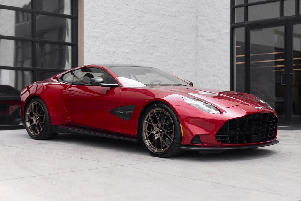 New 2025 Aston Martin Vanquish