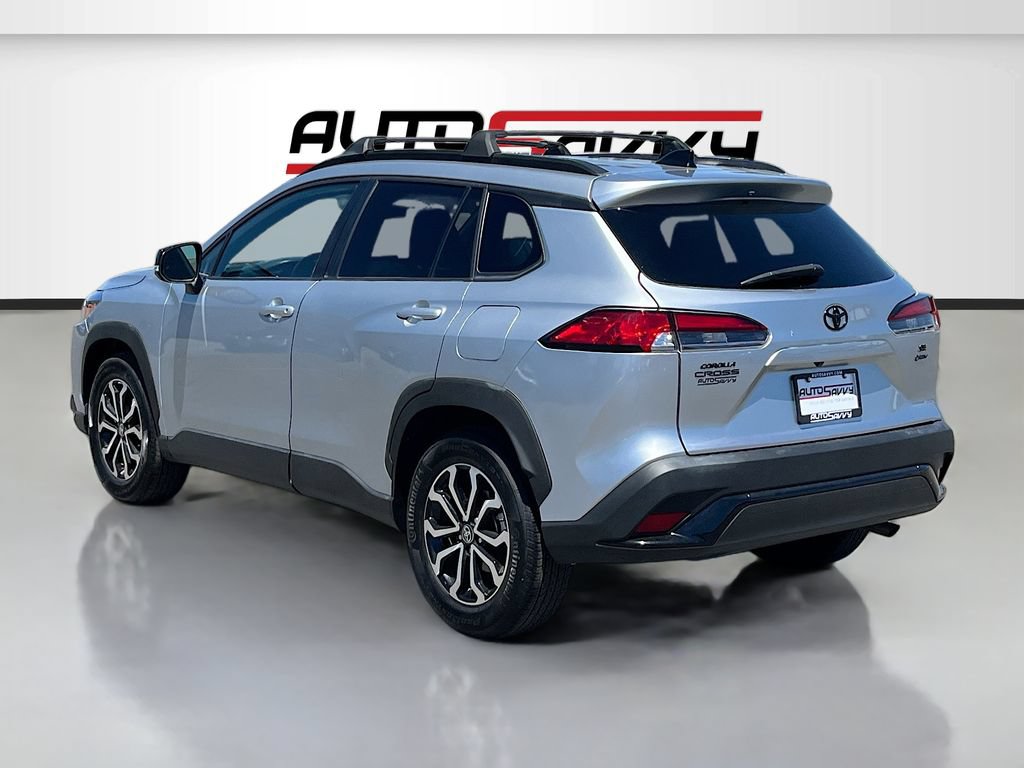 Used 2025 Toyota Corolla Cross AWD Hybrid image 5