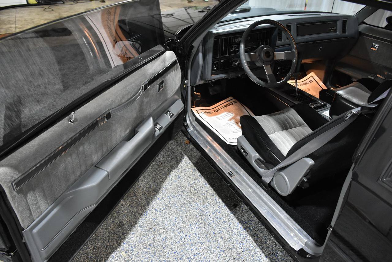 Used 1987 Buick Regal Coupe RWD image 11