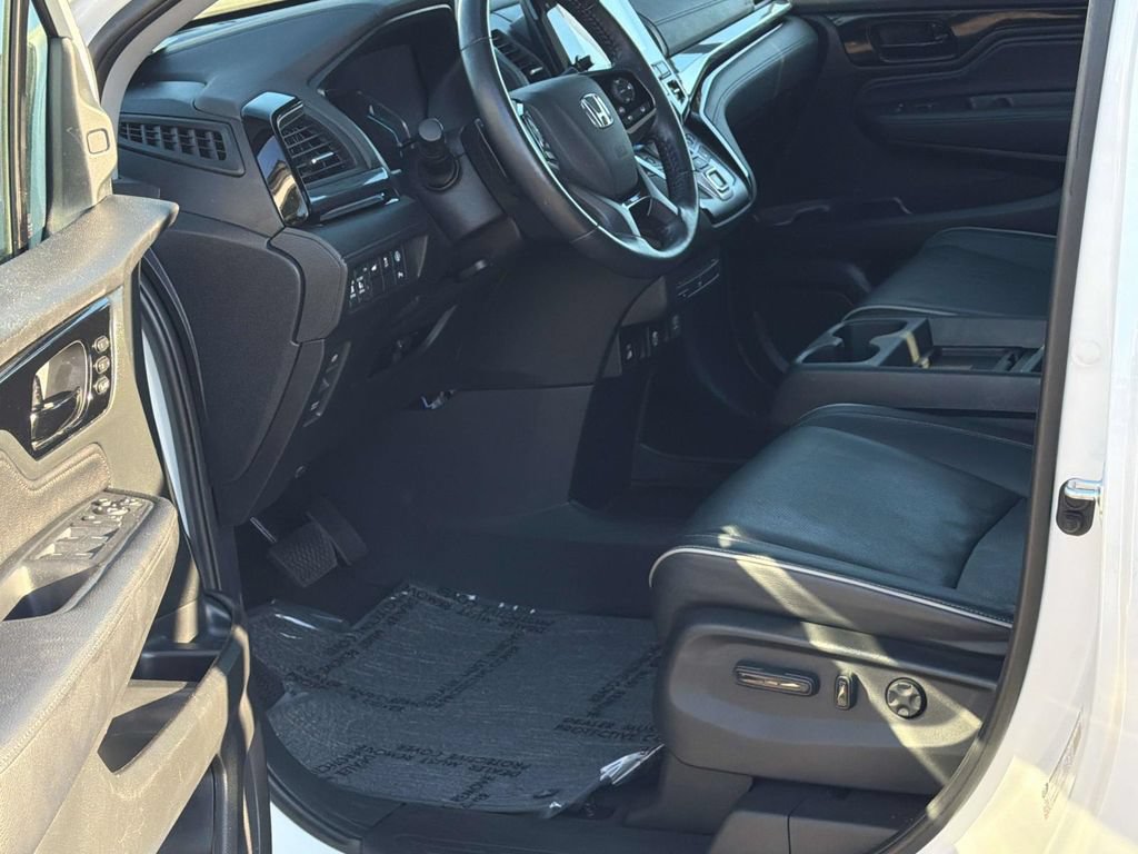 Used 2024 Honda Odyssey Elite image 27
