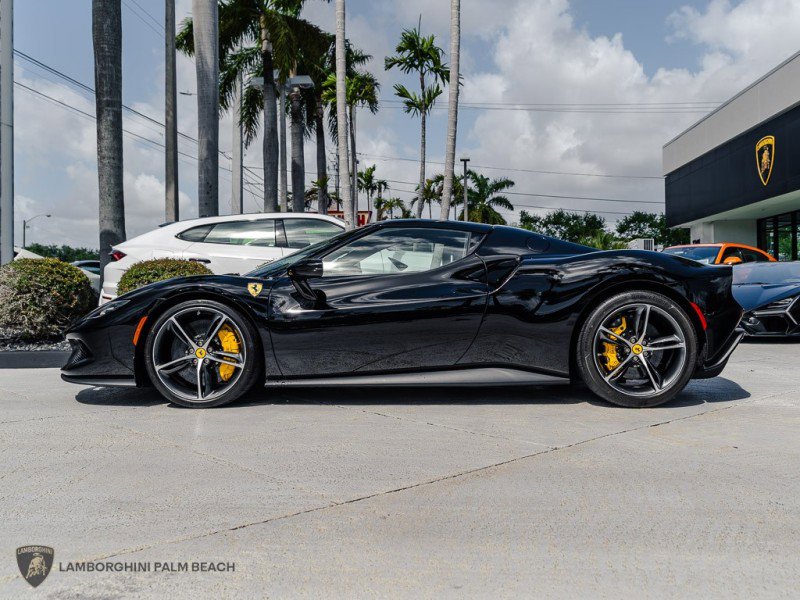 Used 2023 Ferrari 296 GTB RWD image 2