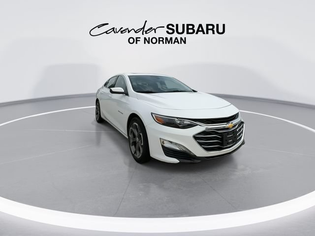 Used 2024 Chevrolet Malibu LT FWD image 2