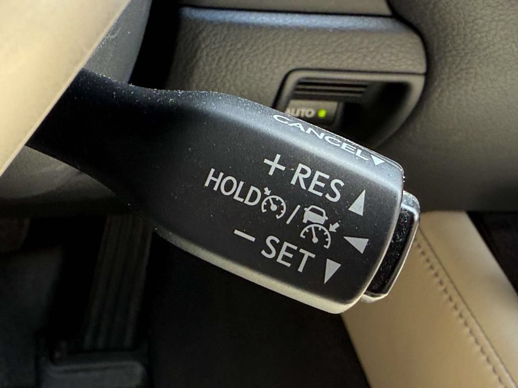 Used 2017 Lexus GS 350 AWD w/ Premium Package image 23