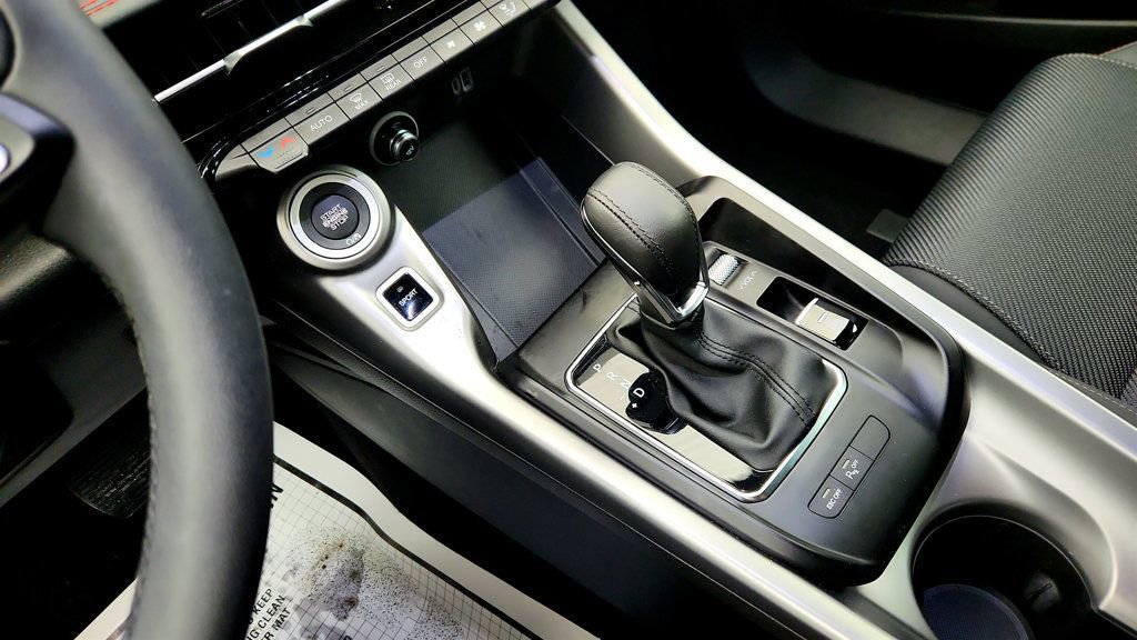 Used 2024 Dodge Hornet R/T w/ R/T Blacktop Package image 16