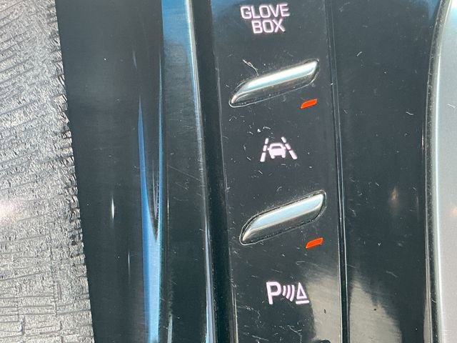 Used 2017 Cadillac Escalade Premium Luxury image 55