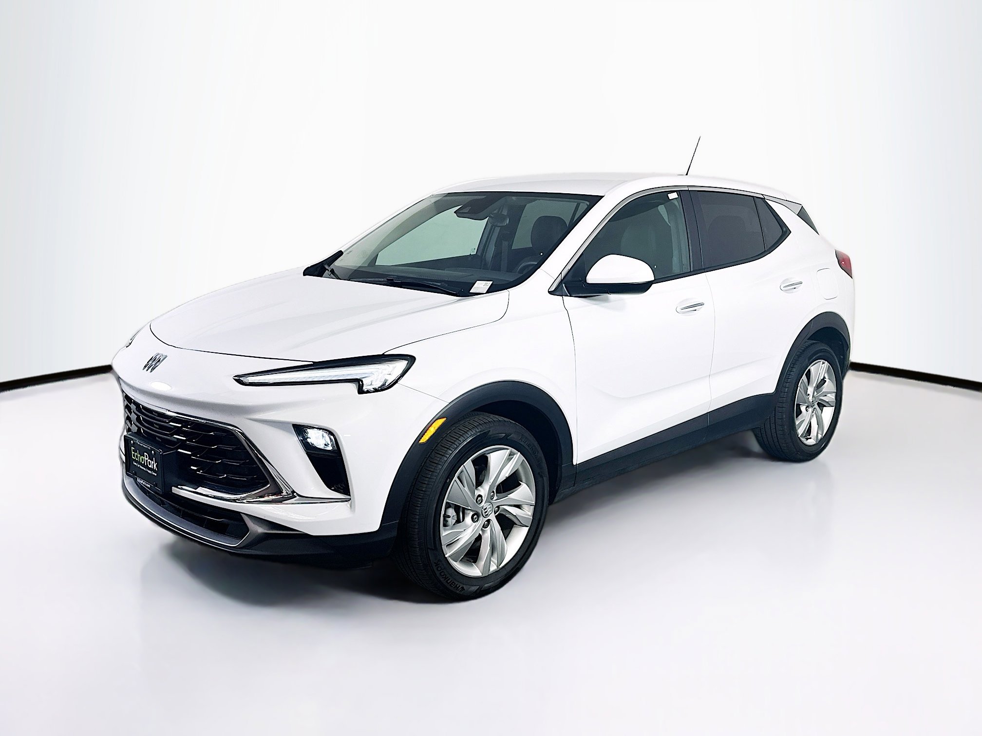 Used 2025 Buick Encore GX Preferred FWD image 3
