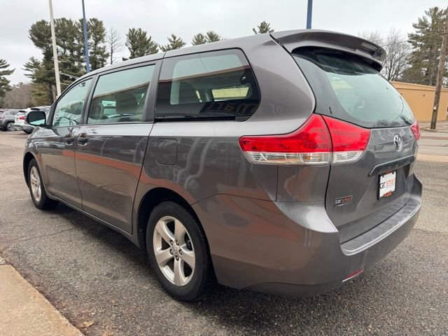 Used 2014 Toyota Sienna L FWD image 5