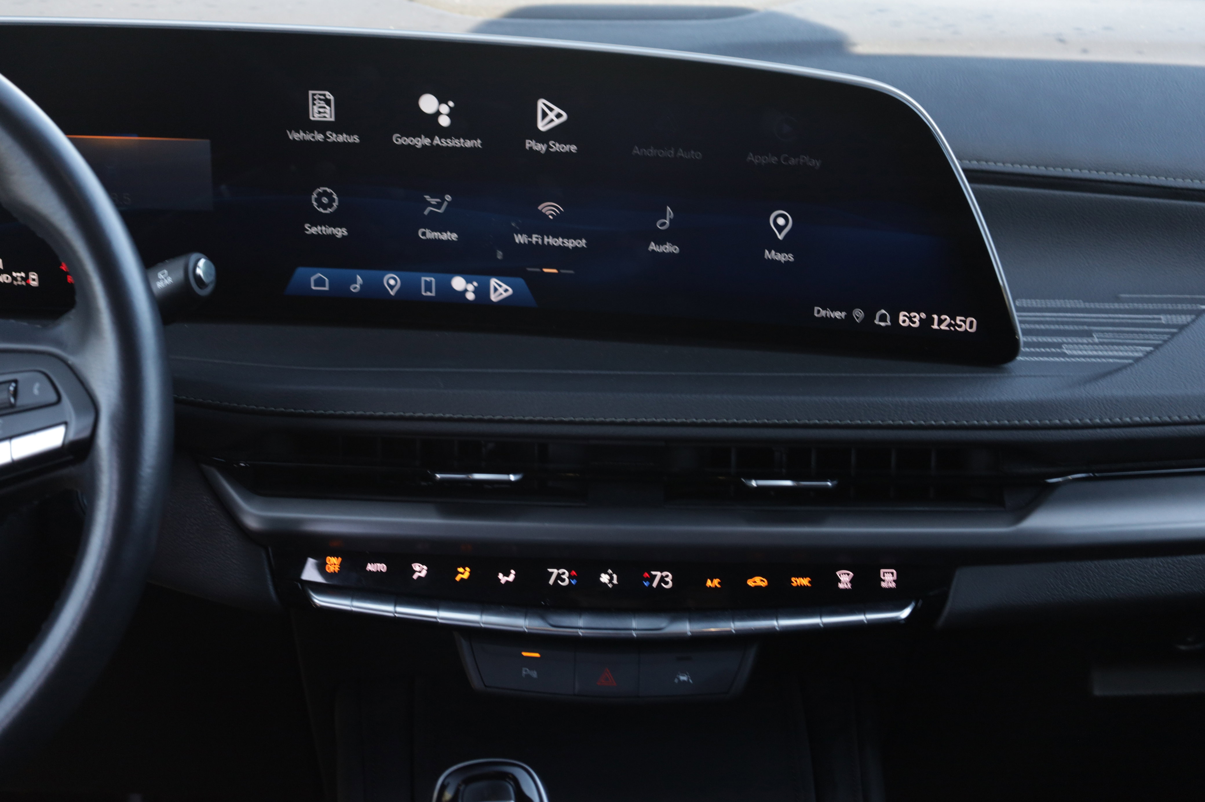 Used 2024 Cadillac XT4 Premium Luxury AWD/4WD image 8