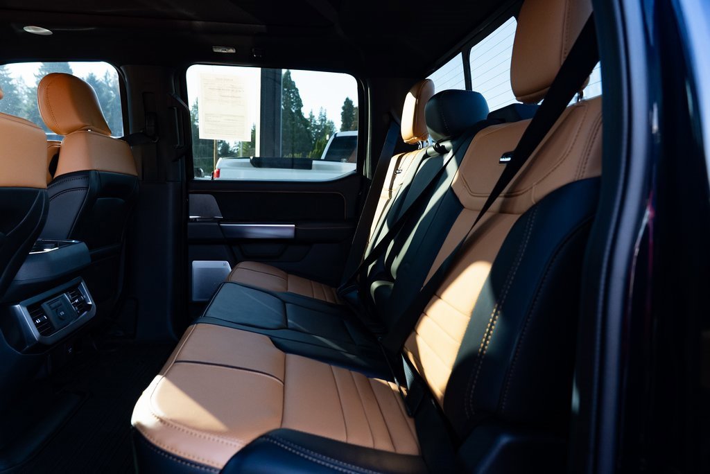 Used 2024 Ford F350 Platinum image 21