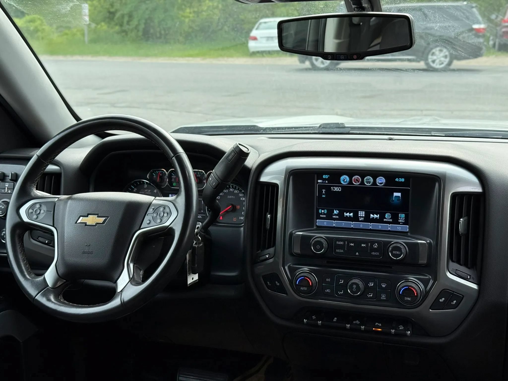 Used 2018 Chevrolet Silverado 1500 LT w/ All Star Edition AWD/4WD image 44