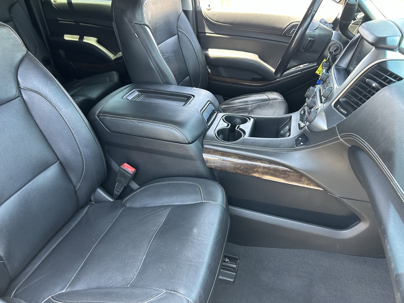 Used 2020 Chevrolet Suburban LT AWD/4WD image 11