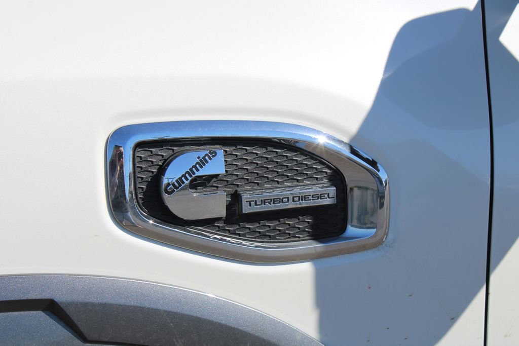 Used 2018 Nissan Titan PRO-4X image 12