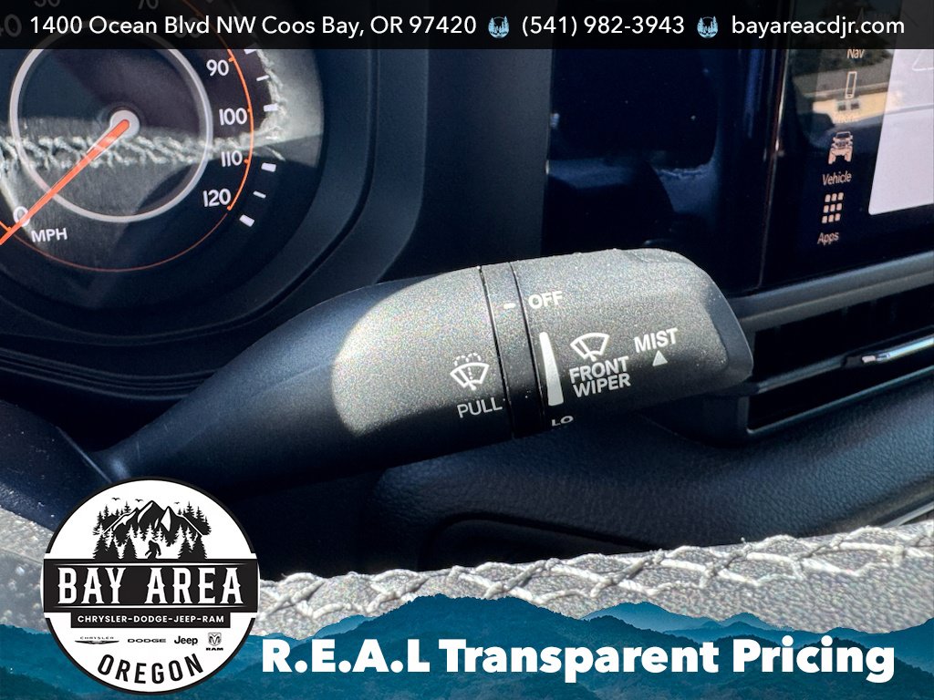 Used 2025 Jeep Gladiator Sport AWD/4WD image 21