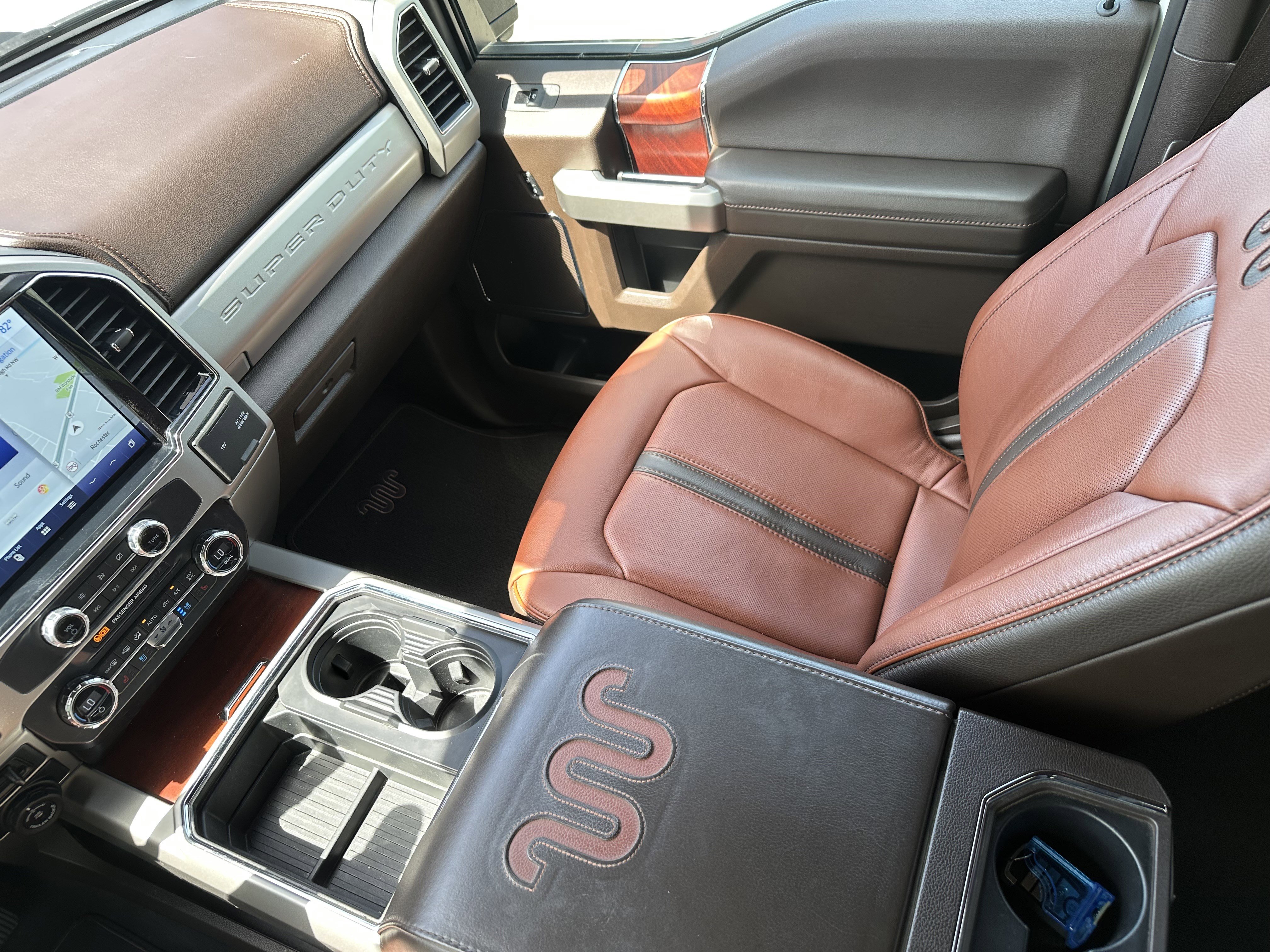 Used 2022 Ford F250 King Ranch w/ King Ranch Ultimate Package AWD/4WD image 11