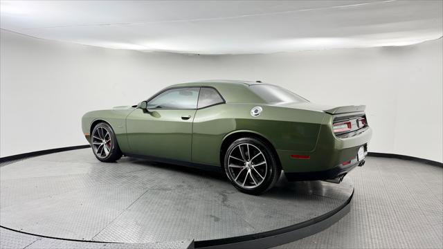 Used 2018 Dodge Challenger R/T w/ Performance Handling Group RWD image 2