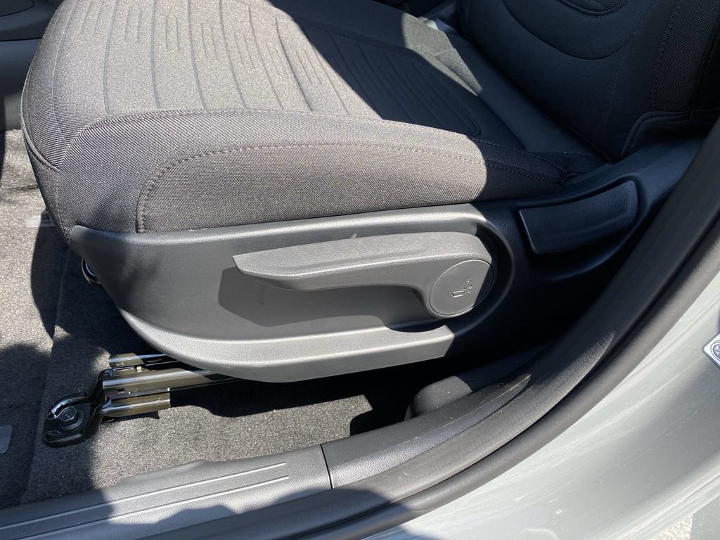 New 2026 Hyundai Santa Cruz SE FWD image 12