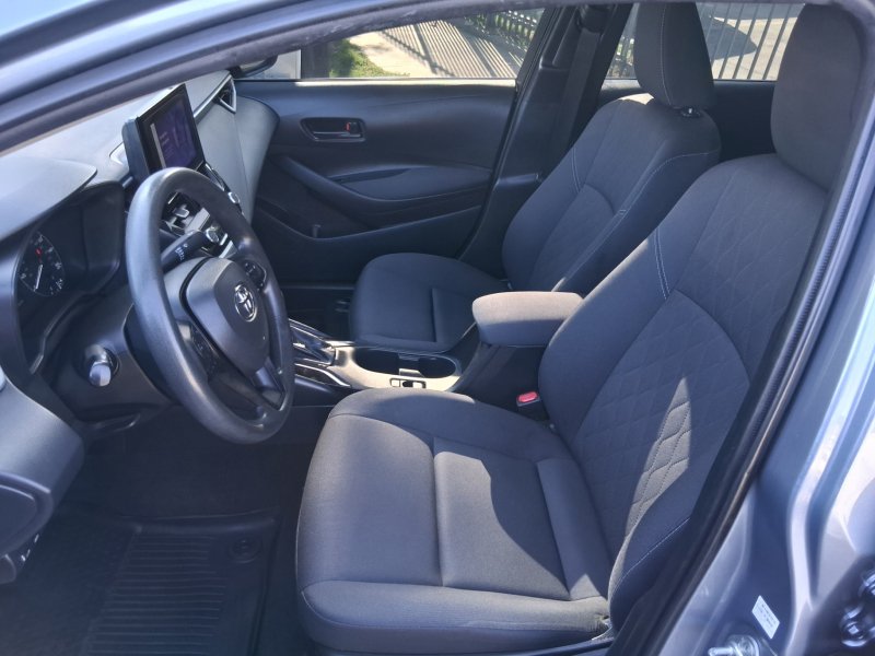 Used 2023 Toyota Corolla LE FWD image 11