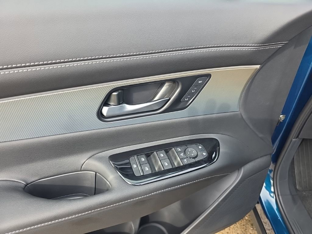 New 2026 Nissan Murano Platinum image 16