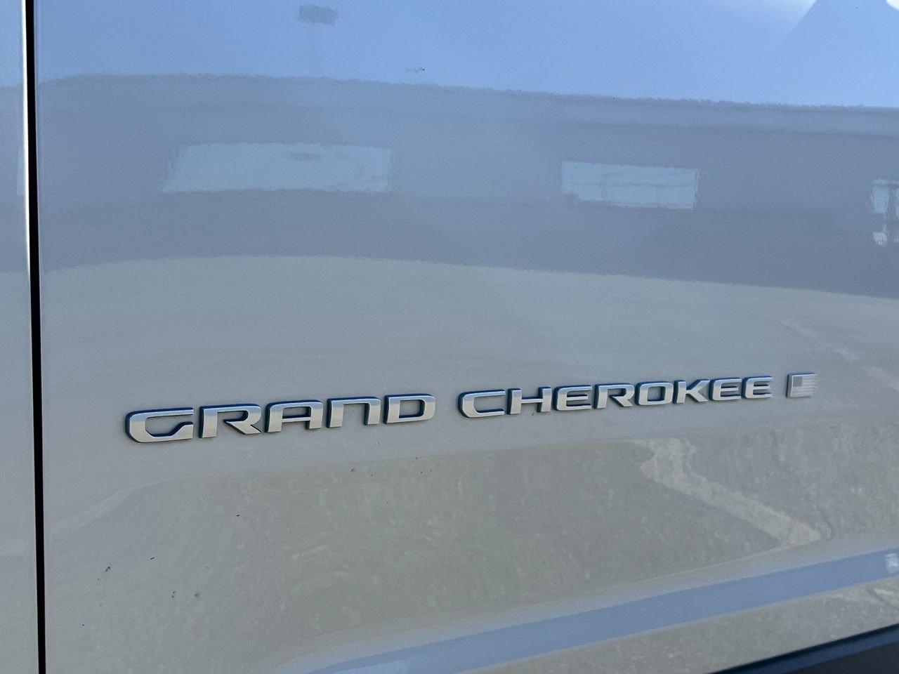 Used 2024 Jeep Grand Cherokee Limited 4xe image 41