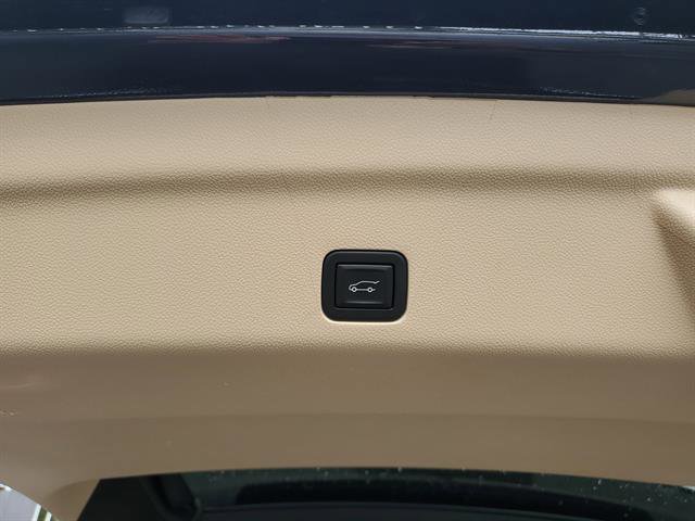 Certified 2024 Cadillac Escalade Premium Luxury AWD/4WD image 56