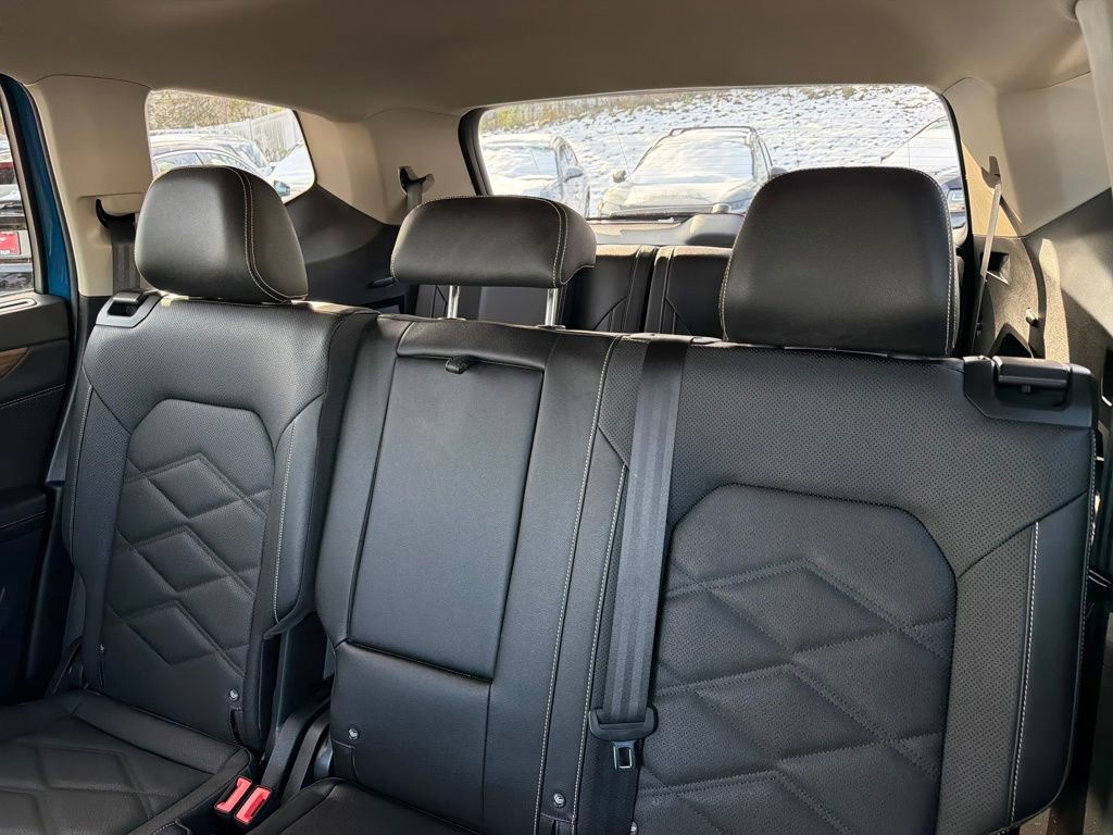 Used 2025 Volkswagen Atlas SE w/ Panoramic Sunroof Package image 27