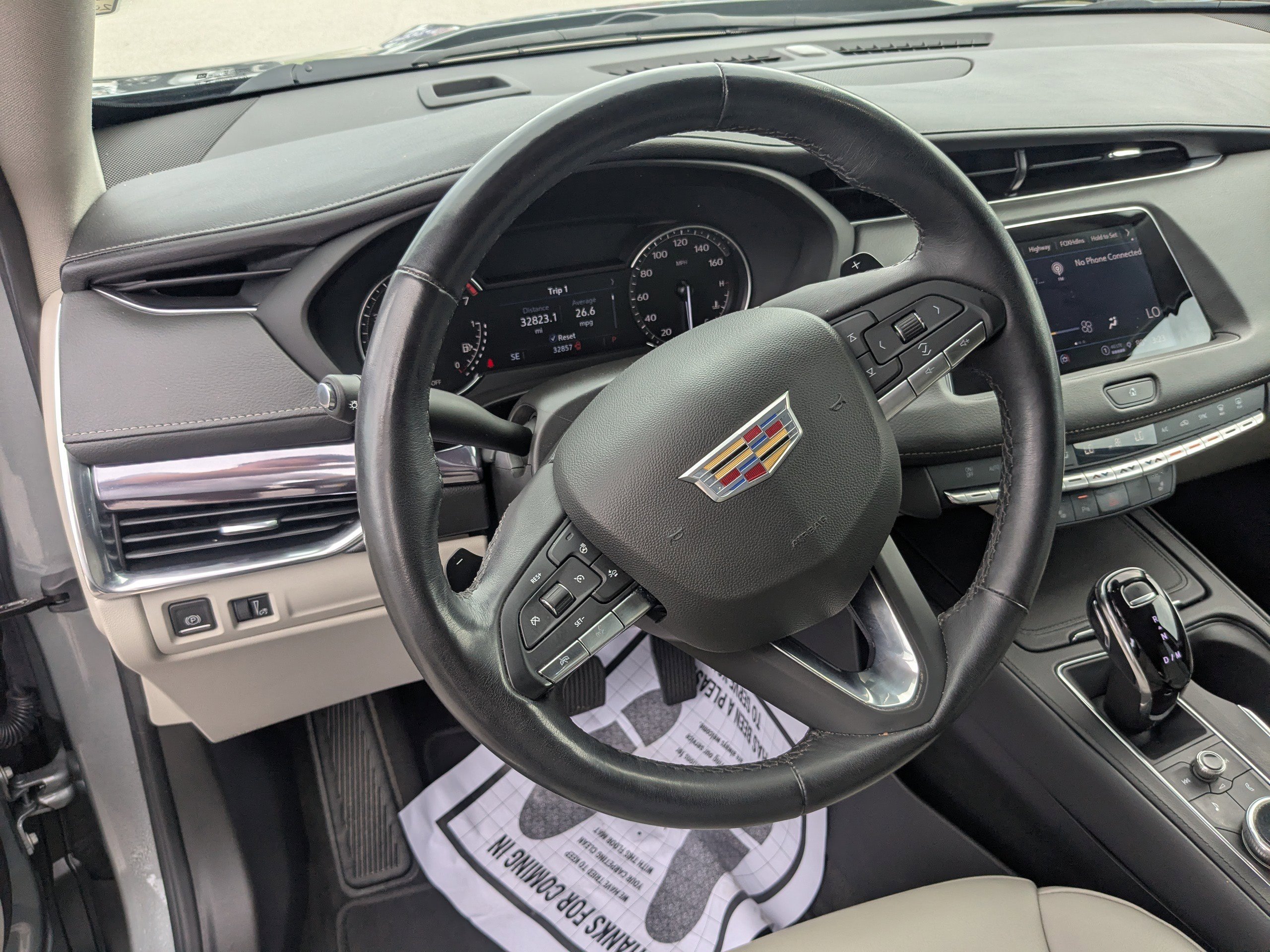 Certified 2023 Cadillac XT4 Luxury w/ Cold Weather Package image 2
