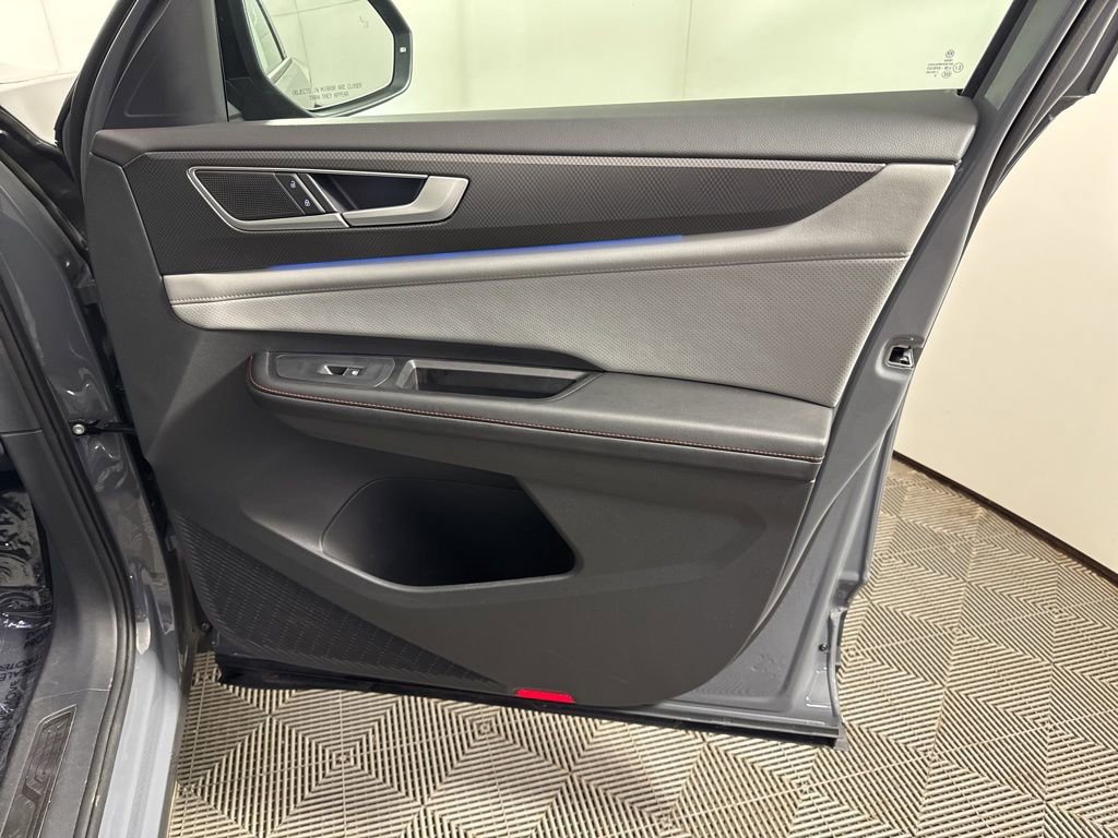 Used 2024 Volkswagen Atlas Peak Edition SEL image 13