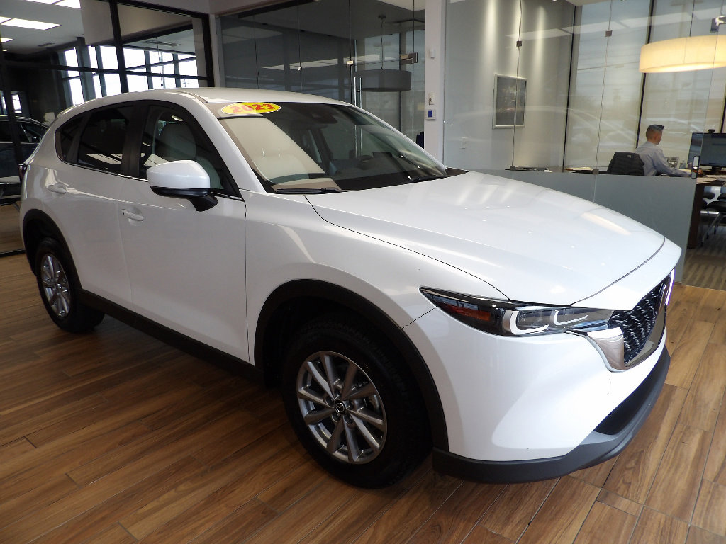 Certified 2023 MAZDA CX-5 AWD 2.5 S w/ Select Package image 3