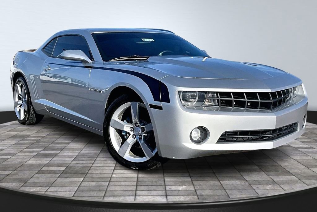 Used 2010 Chevrolet Camaro LT w/ RS Package RWD image 12